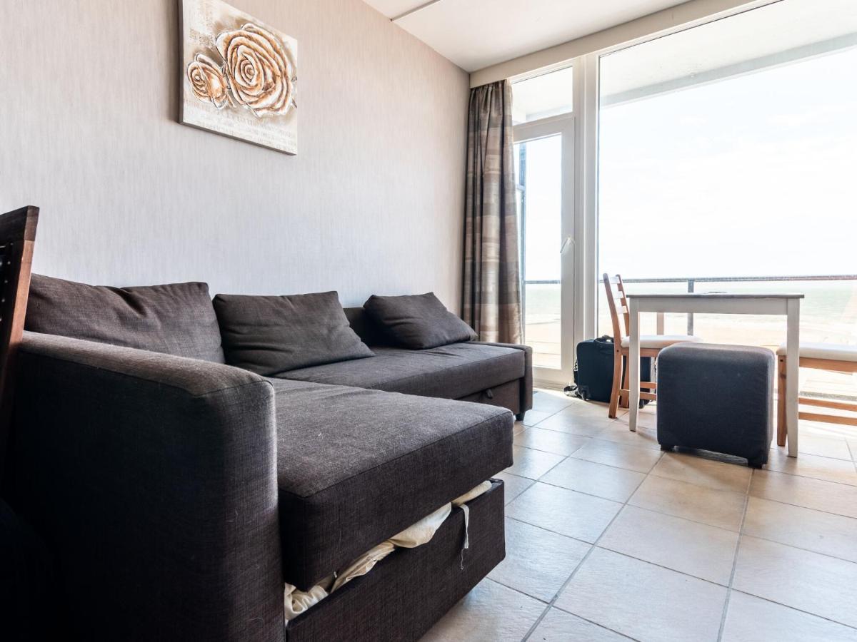 Contemporary In With Balcony Ostend