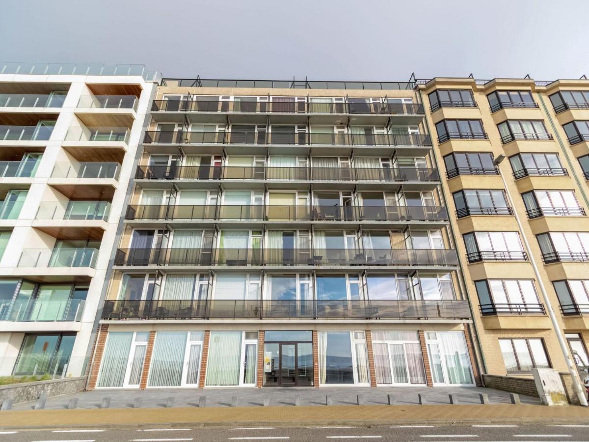 Contemporary In With Balcony * Ostend