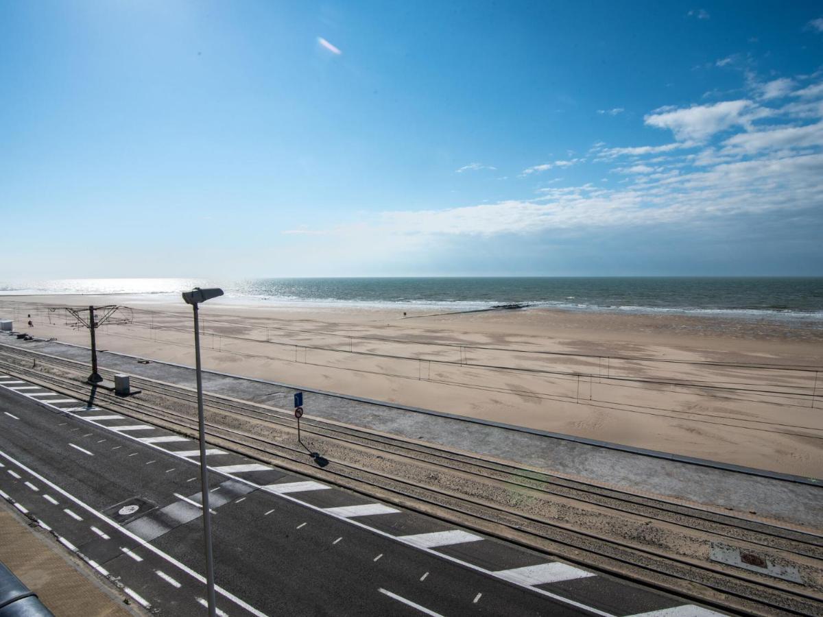 Apartment Contemporary In With Balcony Ostend